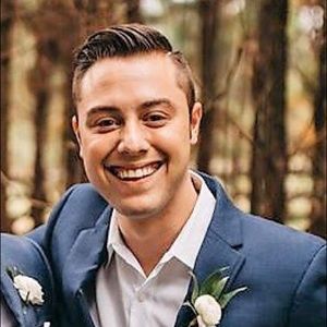 Meet your Posher, Luis